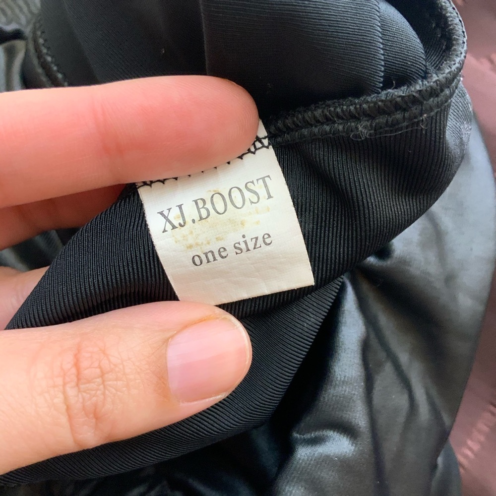 X.J. BOOST Sexy Black Faux Leather Leggings 🌿 - Picture 8 of 10